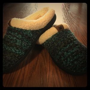 Women’s Slippers
